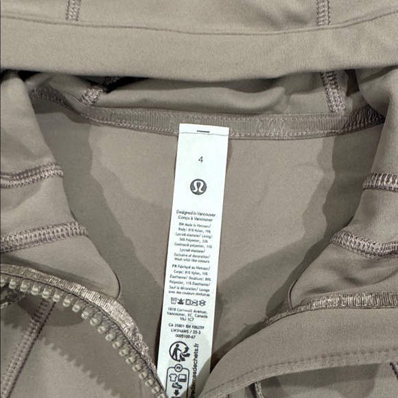 lululemon athletica Define Hooded Jacket Nulu Women’s Size 4 New with tags! - Picture 6 of 7